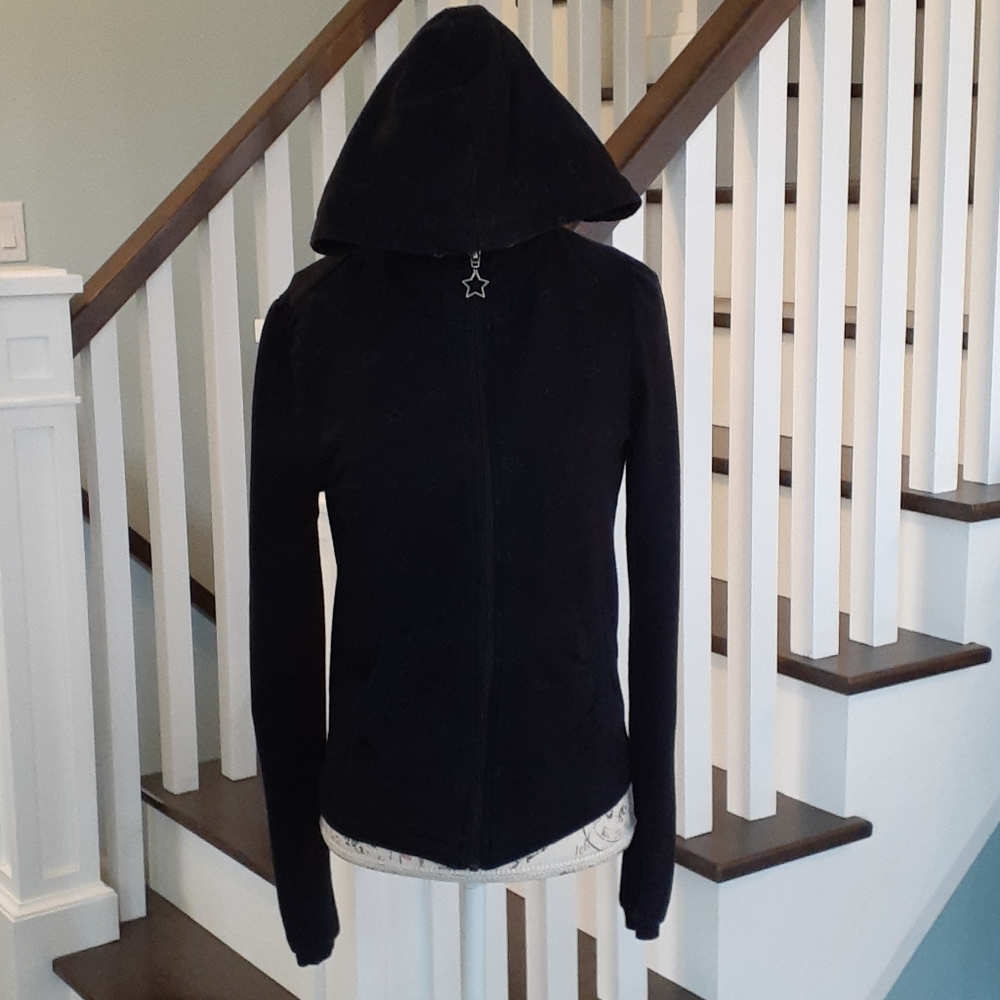 " Divided by H&M black star hoodie